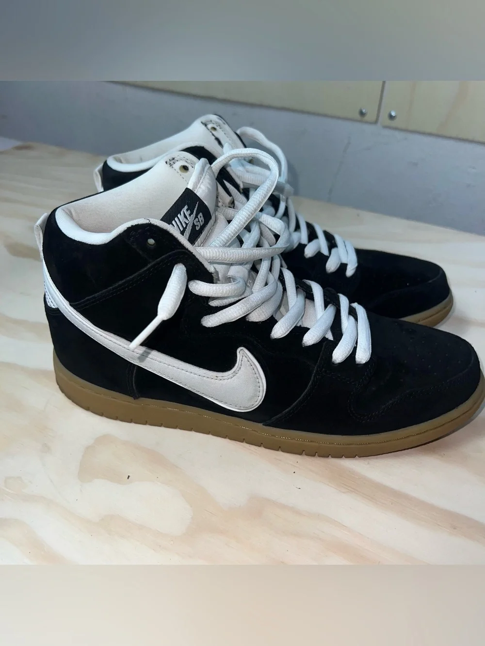 Nike euc